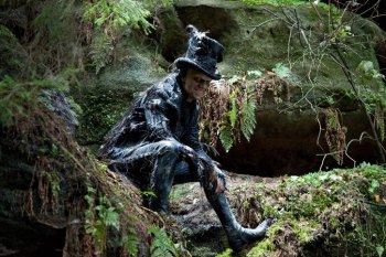 REVIEW: "Cloud Atlas" Depicts Fascinating Foundation, Unique Storytelling REVIEW: "Cloud Atlas" Depicts Fascinating Foundation, Unique Storytelling